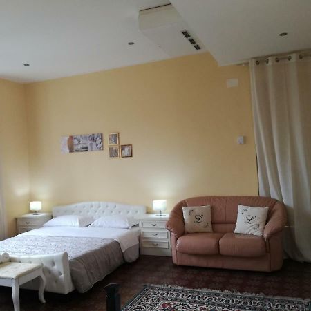 Casa Lanfranchi Bed & Breakfast ตาออร์มินา ภายนอก รูปภาพ