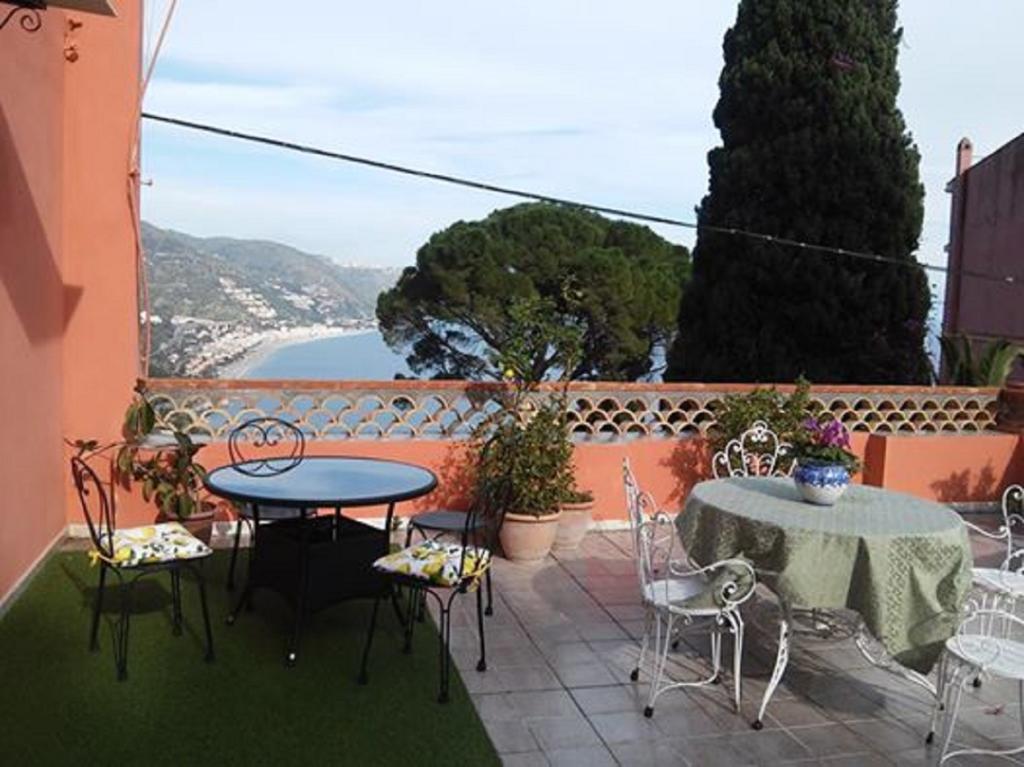 Casa Lanfranchi Bed & Breakfast ตาออร์มินา ภายนอก รูปภาพ