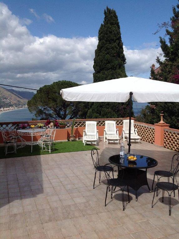Casa Lanfranchi Bed & Breakfast ตาออร์มินา ภายนอก รูปภาพ