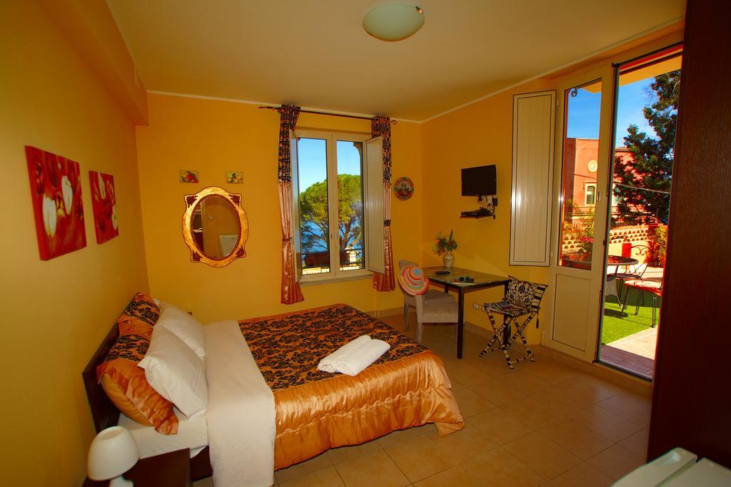 Casa Lanfranchi Bed & Breakfast ตาออร์มินา ภายนอก รูปภาพ